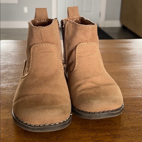 3/$20 girls boots - Picture 2 of 5